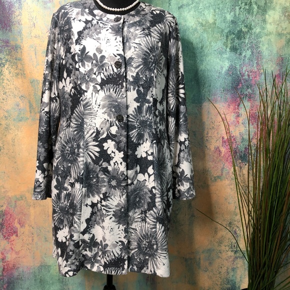 πSusan Graver Floral Beautiful long Jacket - Picture 1 of 8